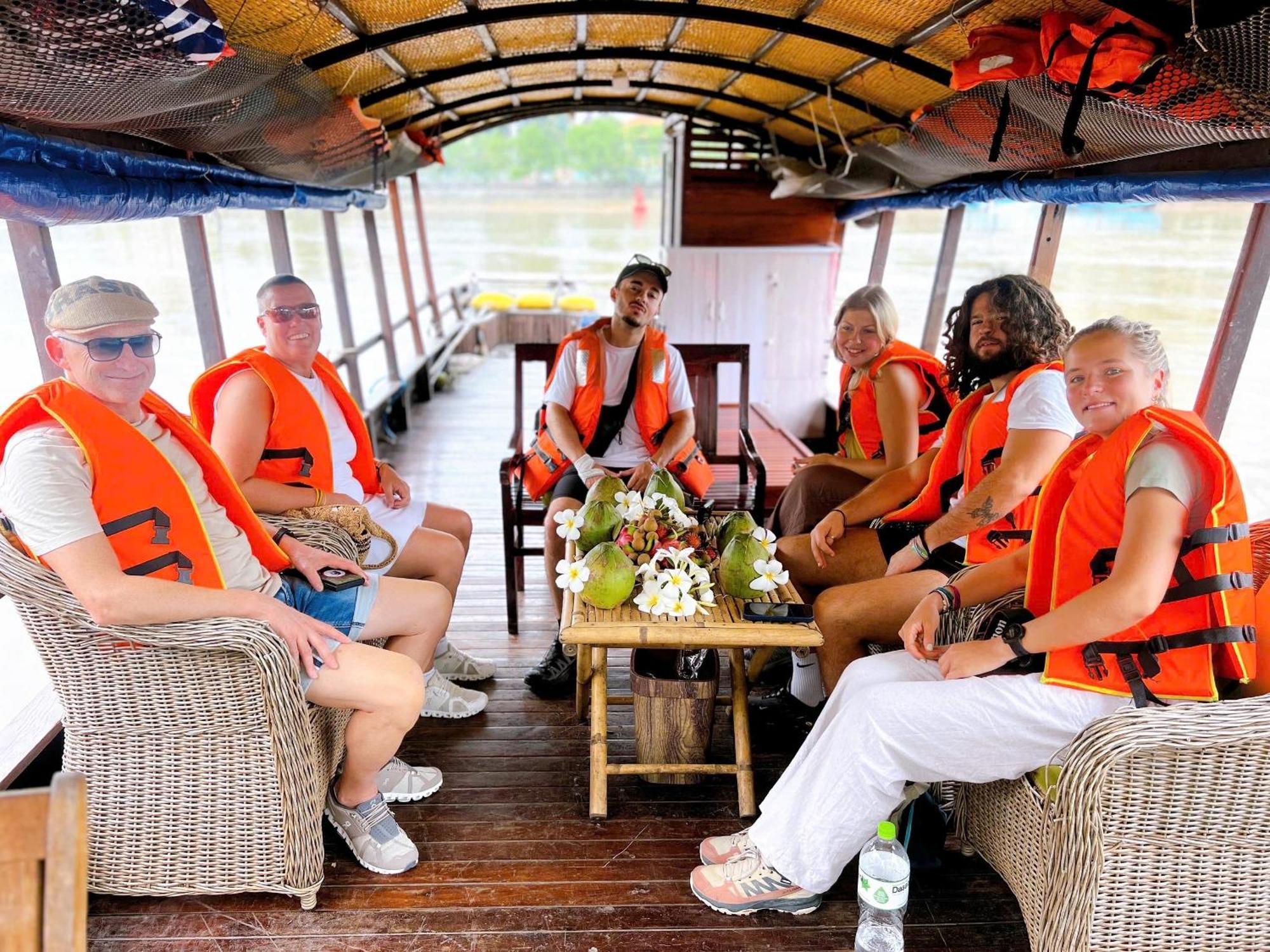 Hide Away Bungalows In Ben Tre City Εξωτερικό φωτογραφία
